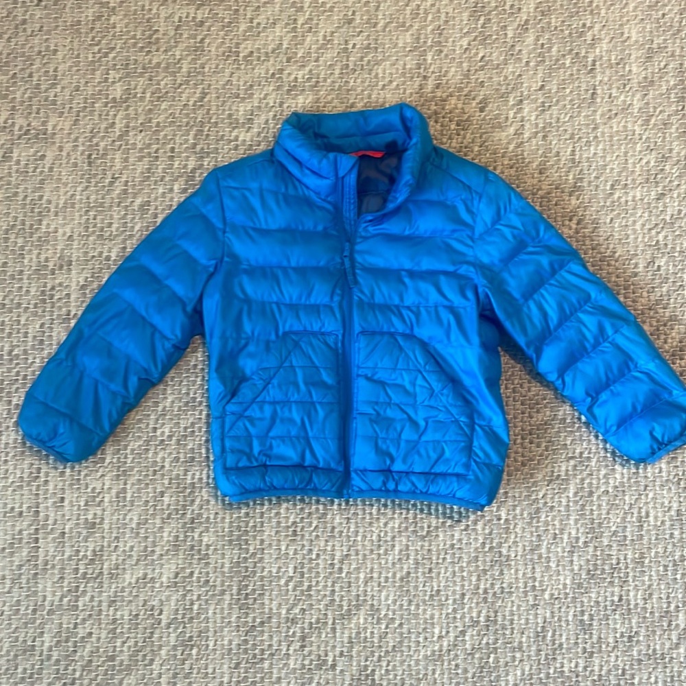 Used Uniqlo blue kids winter jacket size 3-4